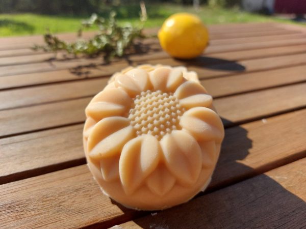 savon fleur verveine citron